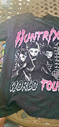 Medium adult kpop demon hunters tshirt