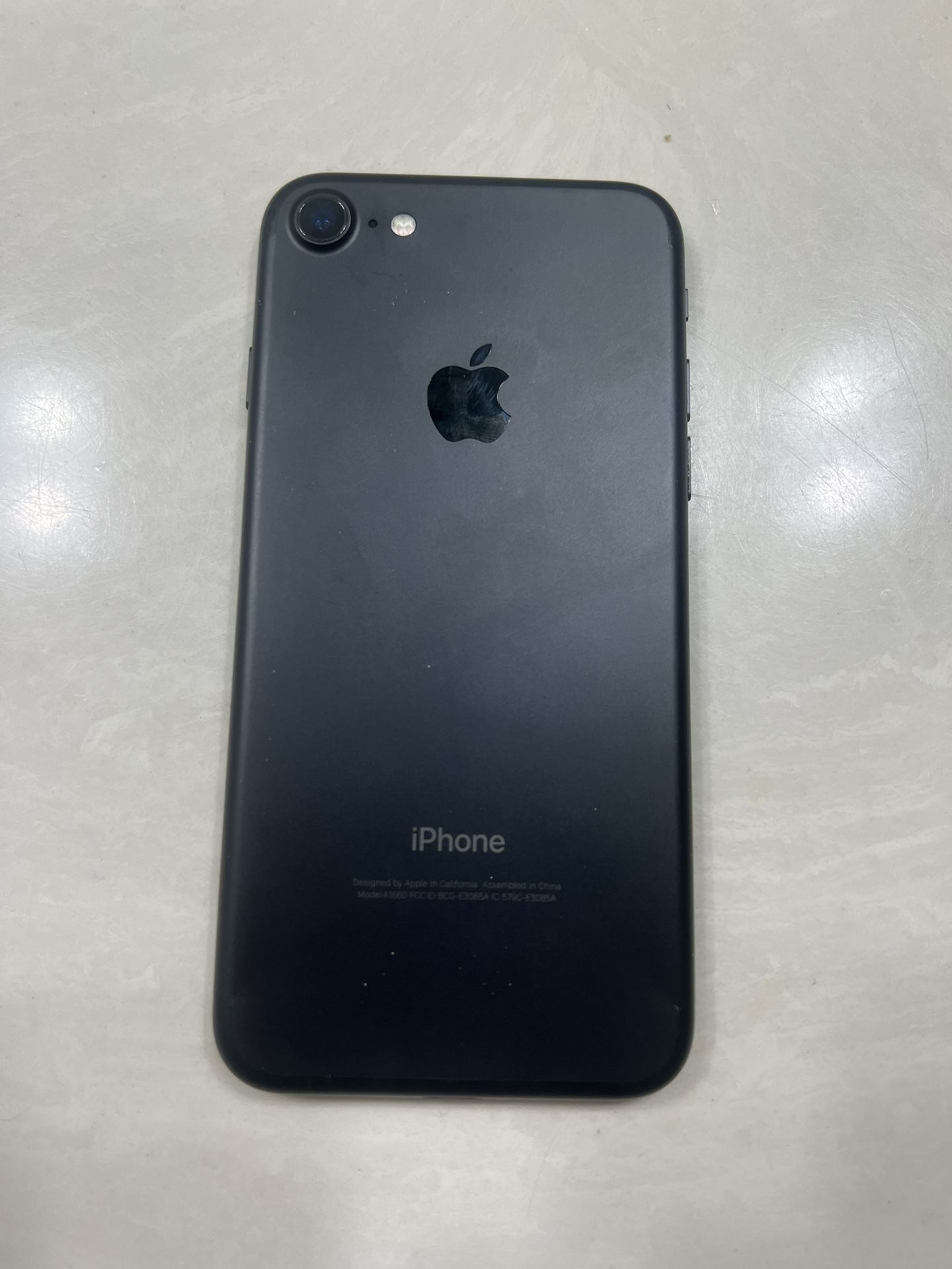 iPhone 8