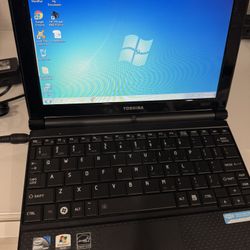 Toshiba Mini Labtop