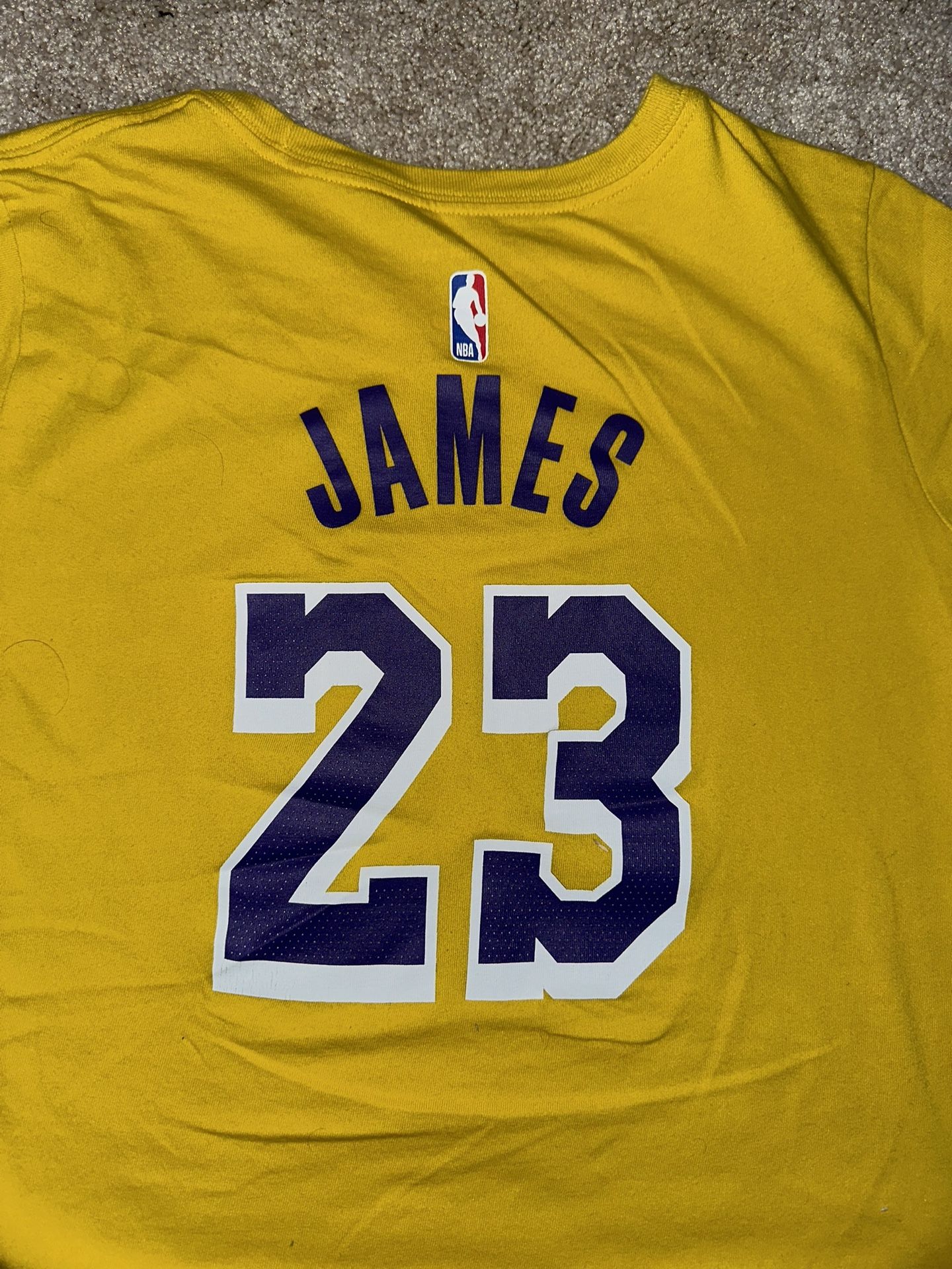 LA Lakers LeBron James Nike Dry-Fit T-Shirt Boys Large Los Angeles
