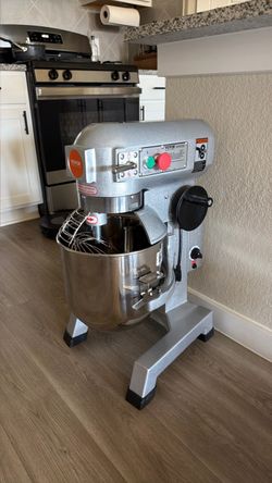 VEVOR Commercial Stand Mixer - 15 Quart