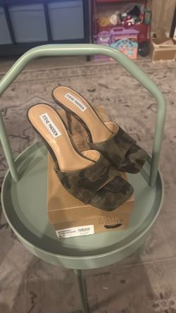 Steve Madden heal size 9