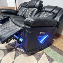 New In Box Black Speaker LED Lighted Heated Massager Recliner 2pc Sofa Loveseat Special 
