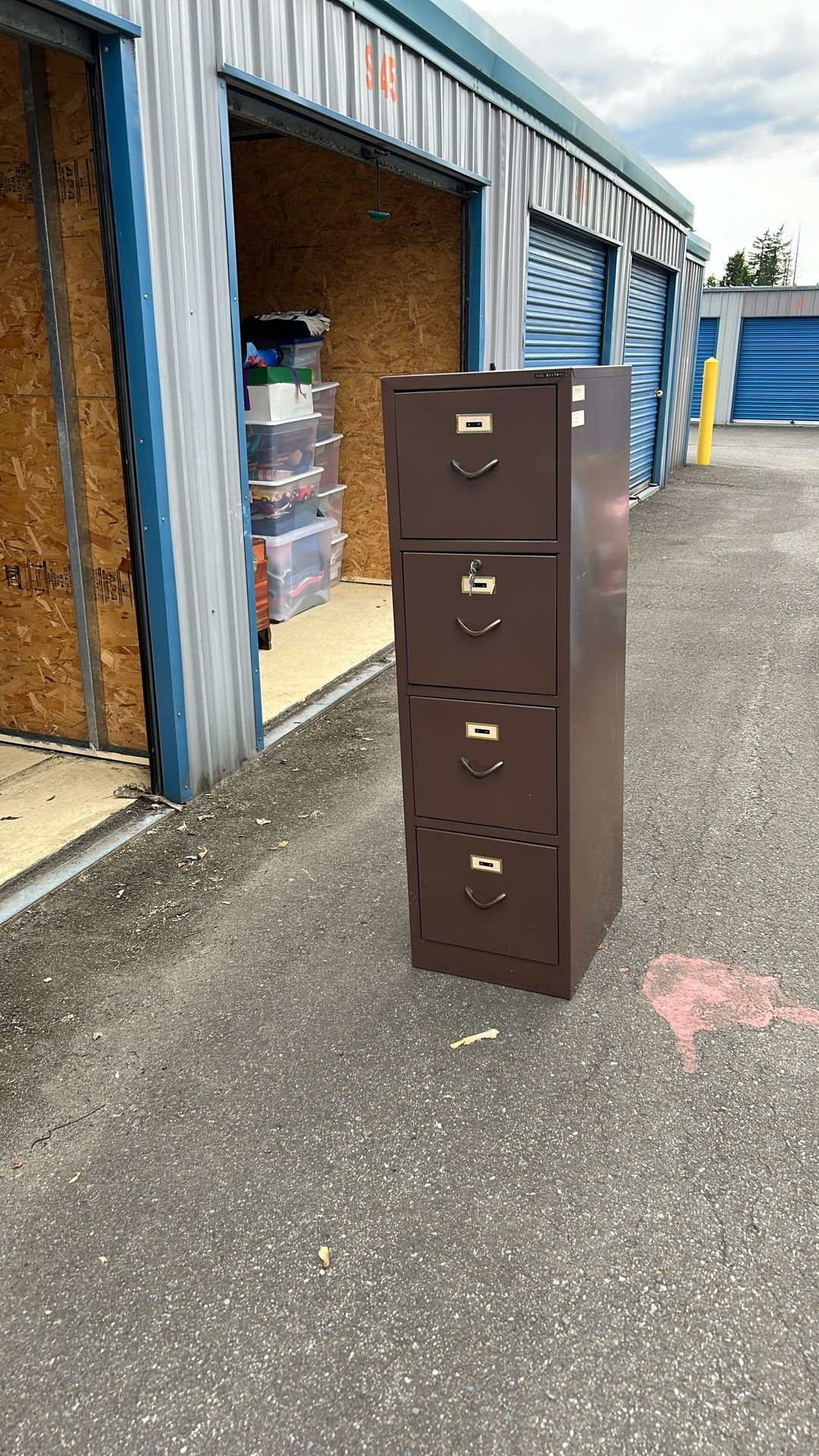 File Cabinet With Lock And Keys