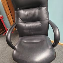 OFFICE DESK CHAIR 5 WHEELS ADJUSTABLE