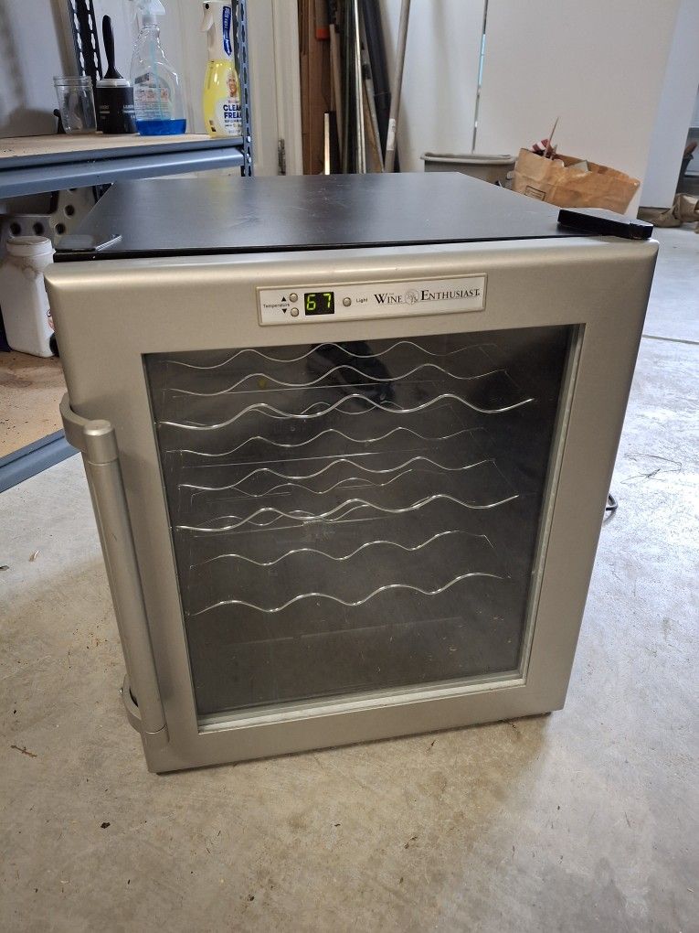 Wine Refrigerator - Wine Enthusiast