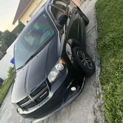 2016 dodge grande caravan 80k Miles 