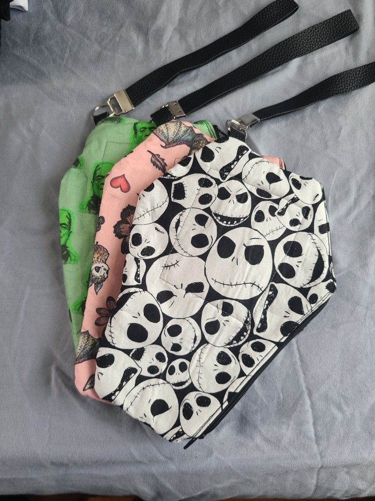 Coffin Wrislet Wallet