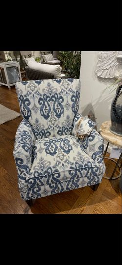 ARHAUS chair