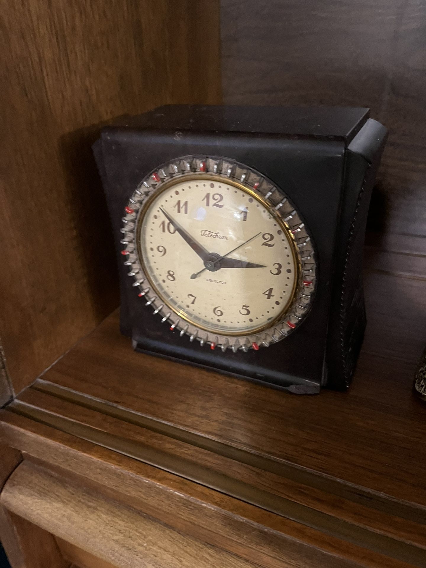 Antique /mid century Clock