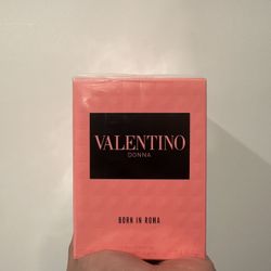 Valentino Donna Cologne Perfume 