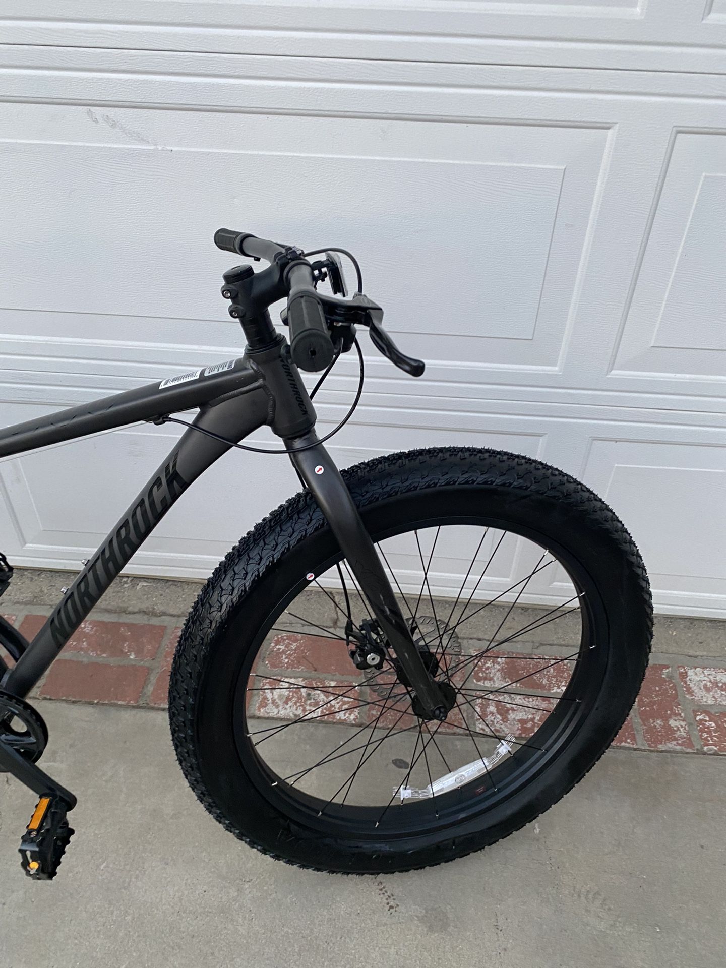 northrock xc00 weight