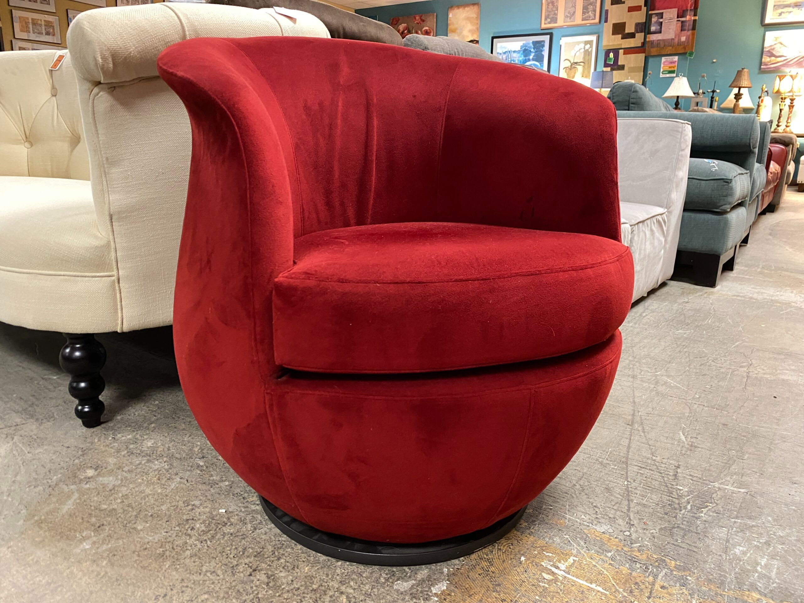 Red Rose Swivel Lounge Chair
