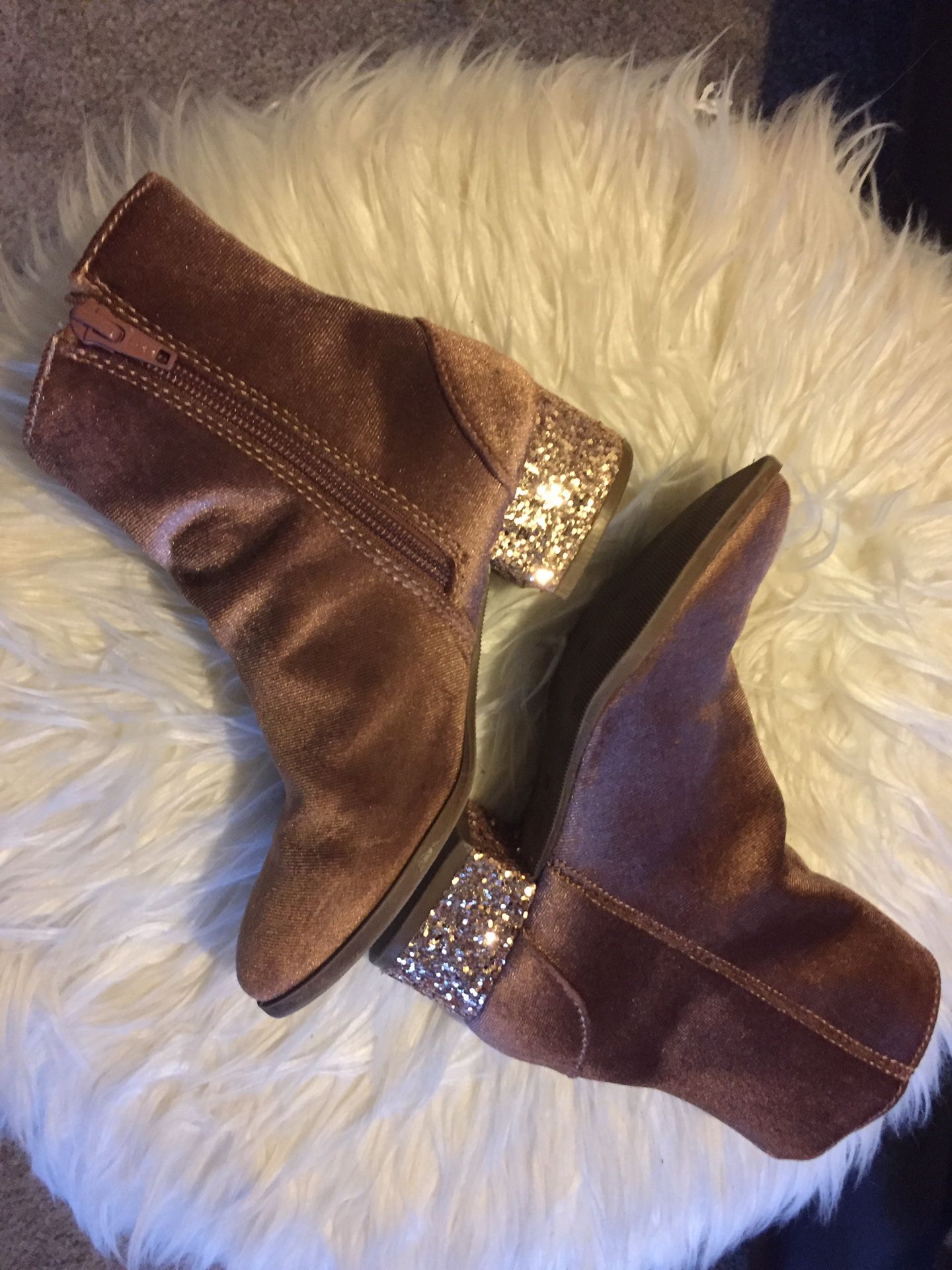 Girl Boots (Old Navy)