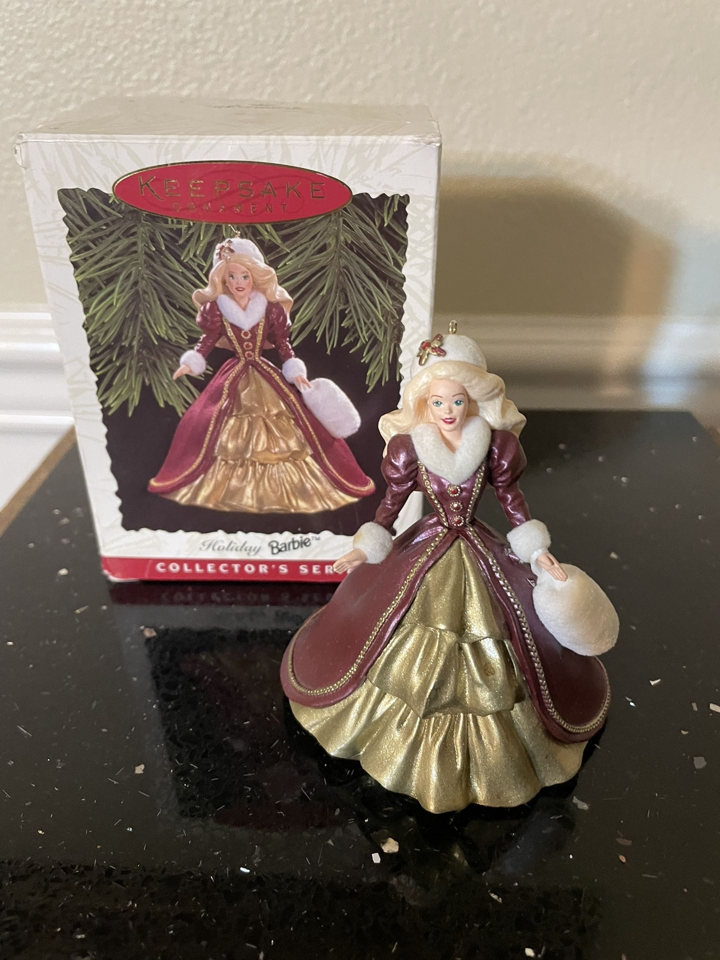 Hallmark Keepsake Ornament Holiday Barbie 1996