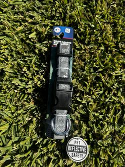 Show off your love for the Los Angeles Dodgers with this stylish pet collar. Represent your favorite team in style with this high-quality accessory.