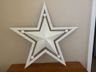 Distressed White Metal Star Wall Decor