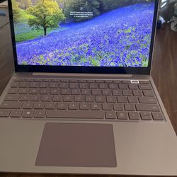 Microsoft Surface Laptop
