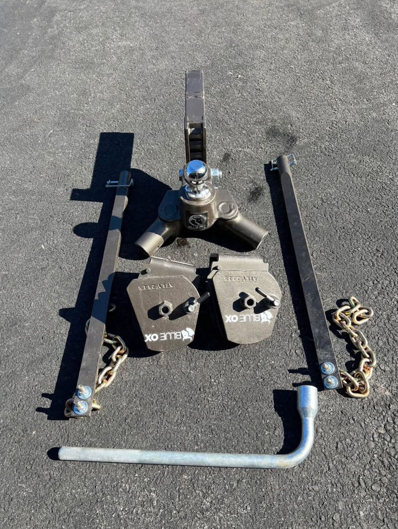 BlueOx RV hitch and sway bar 