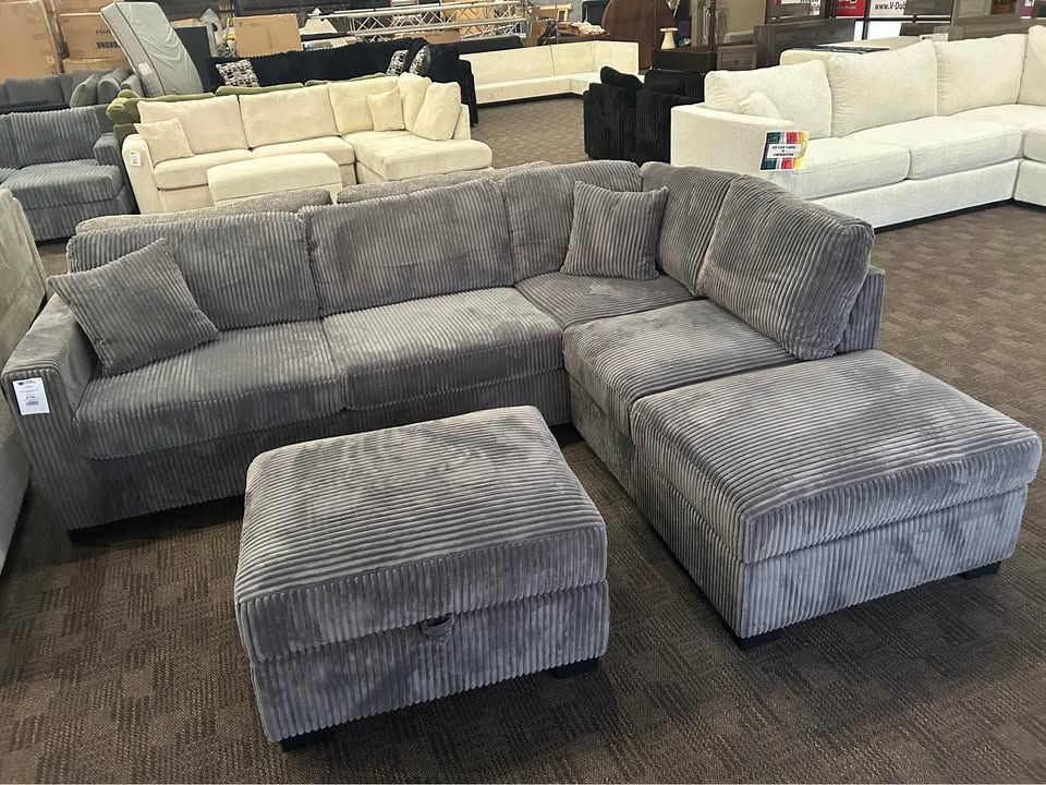Large comfy reversible chaise sectional and ottoman