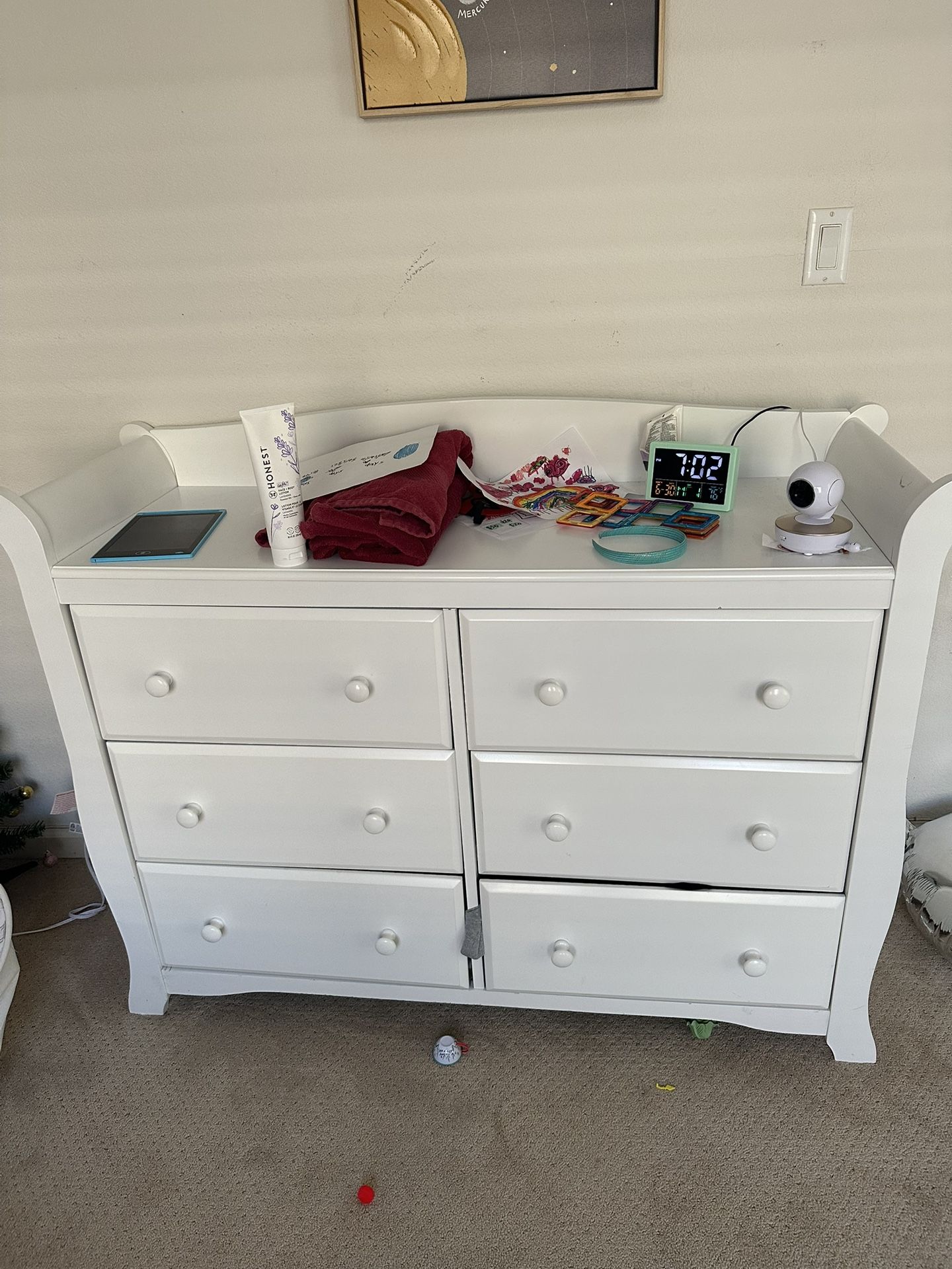 Changing Table With Drawers 