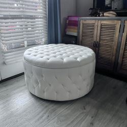 36” Tufted Storage Ottoman By Tahari 