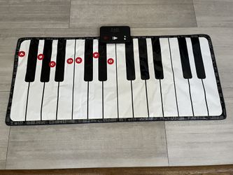 FAO Schwarz Giant Dance-on Piano Mat
