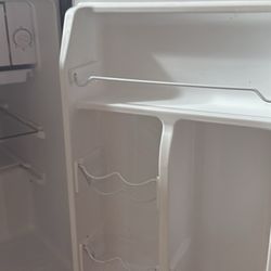 Mini fridge great conditions