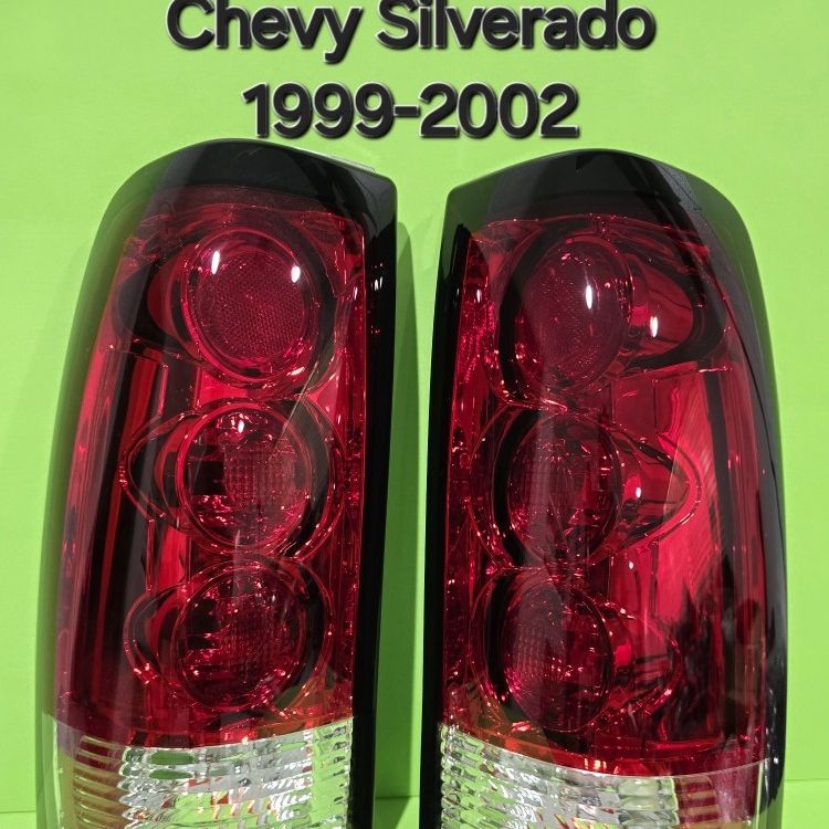 Chevy Silverado 1999-2002 Tail Lights 