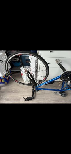 Scattante R 570 road bike carbon fiber 600 or OBO!