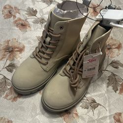 Justice Lug Boots for girls