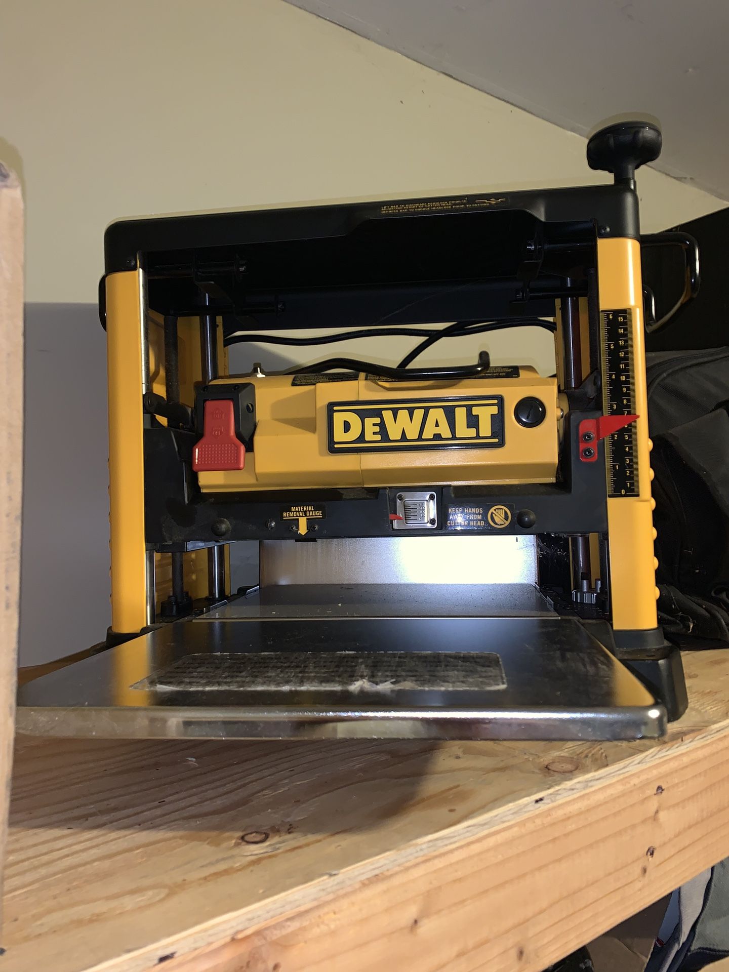 DeWalt DW733 Planer