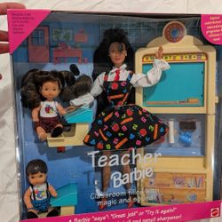 Barbie Teacher Brunette Doll Set w/ 2 Students 1995 Mattel 16210