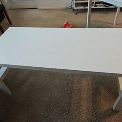 Manually Height Adjustable Table 