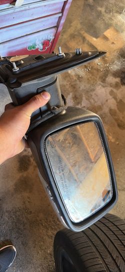 Dodge ram side view mirror