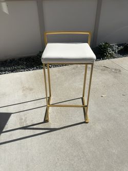4 Counter Bar Stools