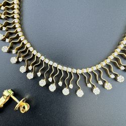 18k Gold And Real Diamond Necklace 