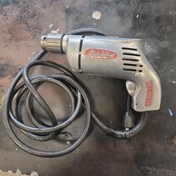 Milwaukee Vintage 3/8drill Hole Shot