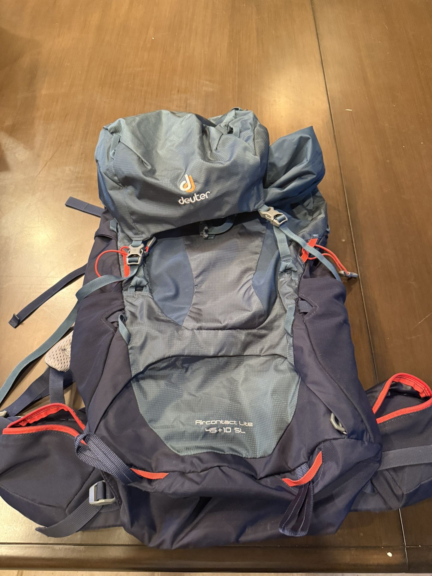Deuter air contact lite 45+10 sl