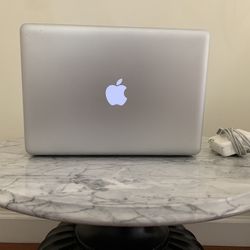 MacBook Pro i5 