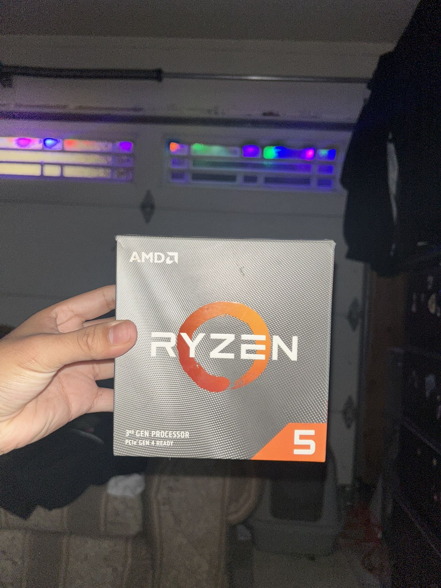 RYZEN 5 (NEVER USED)