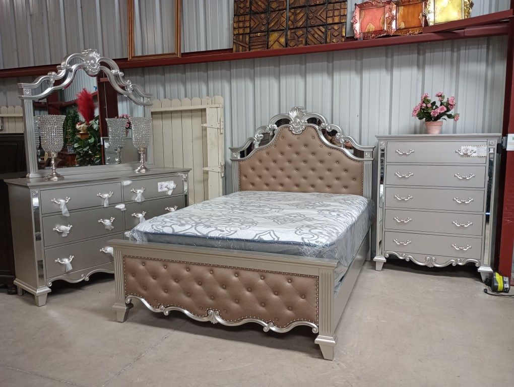 Queen Glam Bedroom Set 