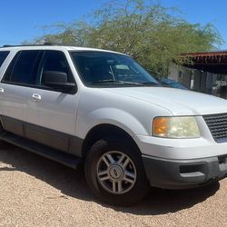 2004 ford expedition xlt