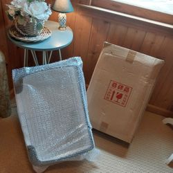 Adorable! New Cat Litterbox! In Jacksonville Florida! Area Westsidade  32205.