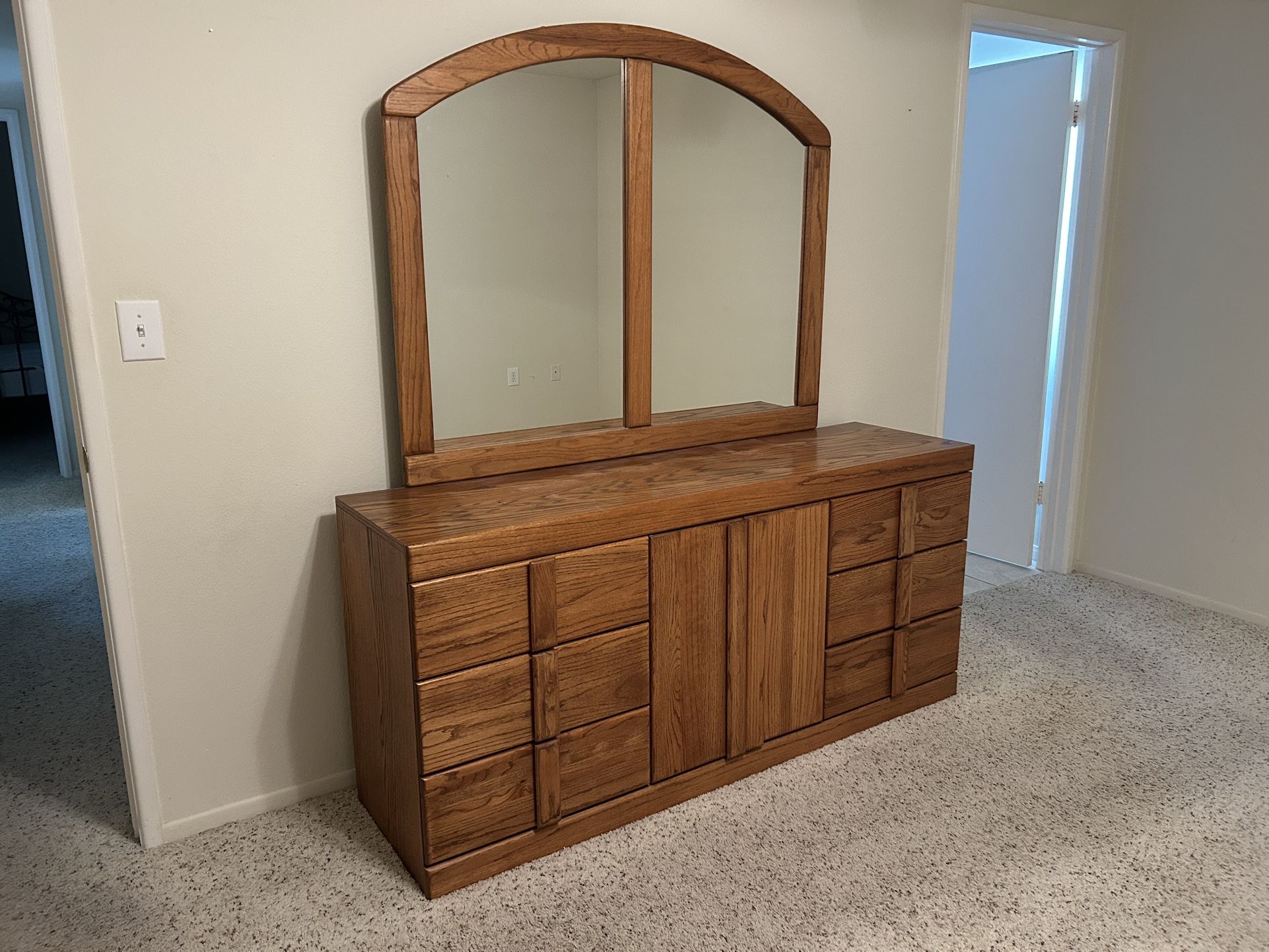 FREE Dresser With Mirror - Solid Oak