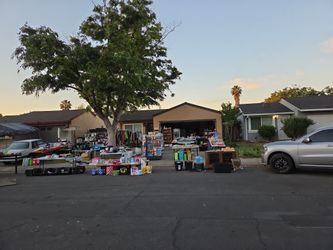 Yard sale sunday 4/5 2304 Shortline ct Modesto Ca