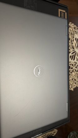 Dell Precision 7780 ( Brand New )