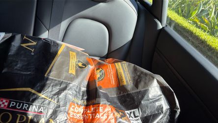 Dog food delivery