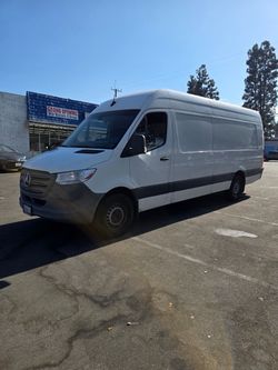 2022 Mercedes-Benz Sprinter 2500