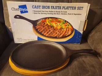 Chef Style Cast Iron Fajita Skillet and Wood Platter 3 Piece Set, New In Box